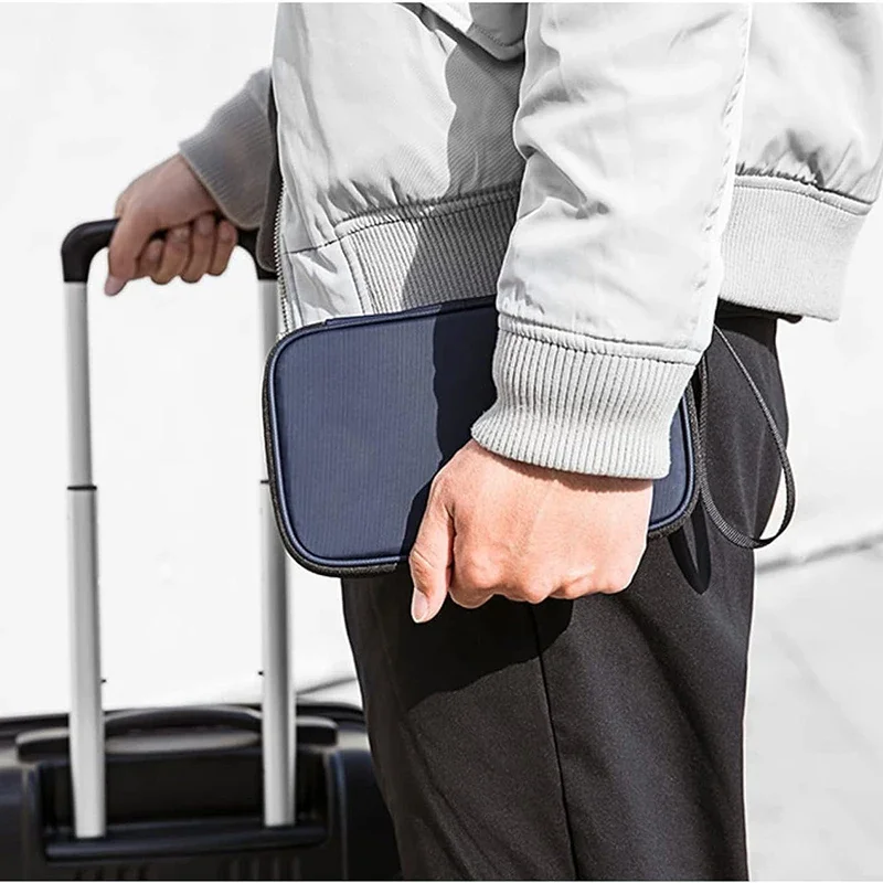 Leichte Familien-Reisepasshüll – Travel Accessories Plane Bewertung und Preis